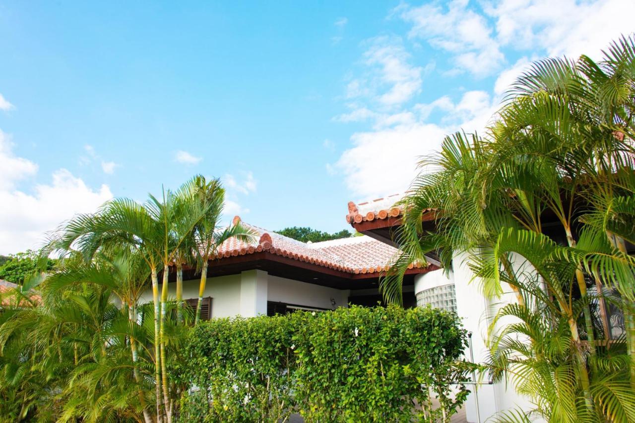 Palm Villa Ishigakijima Yugafu Ishigaki  Exterior photo